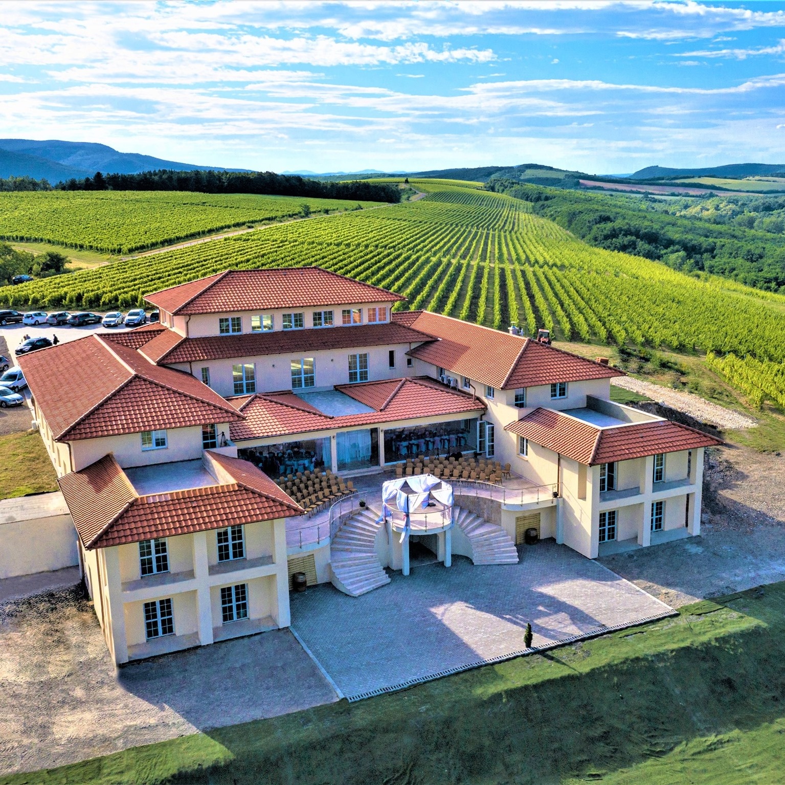 Chateau Petrény Esküvő