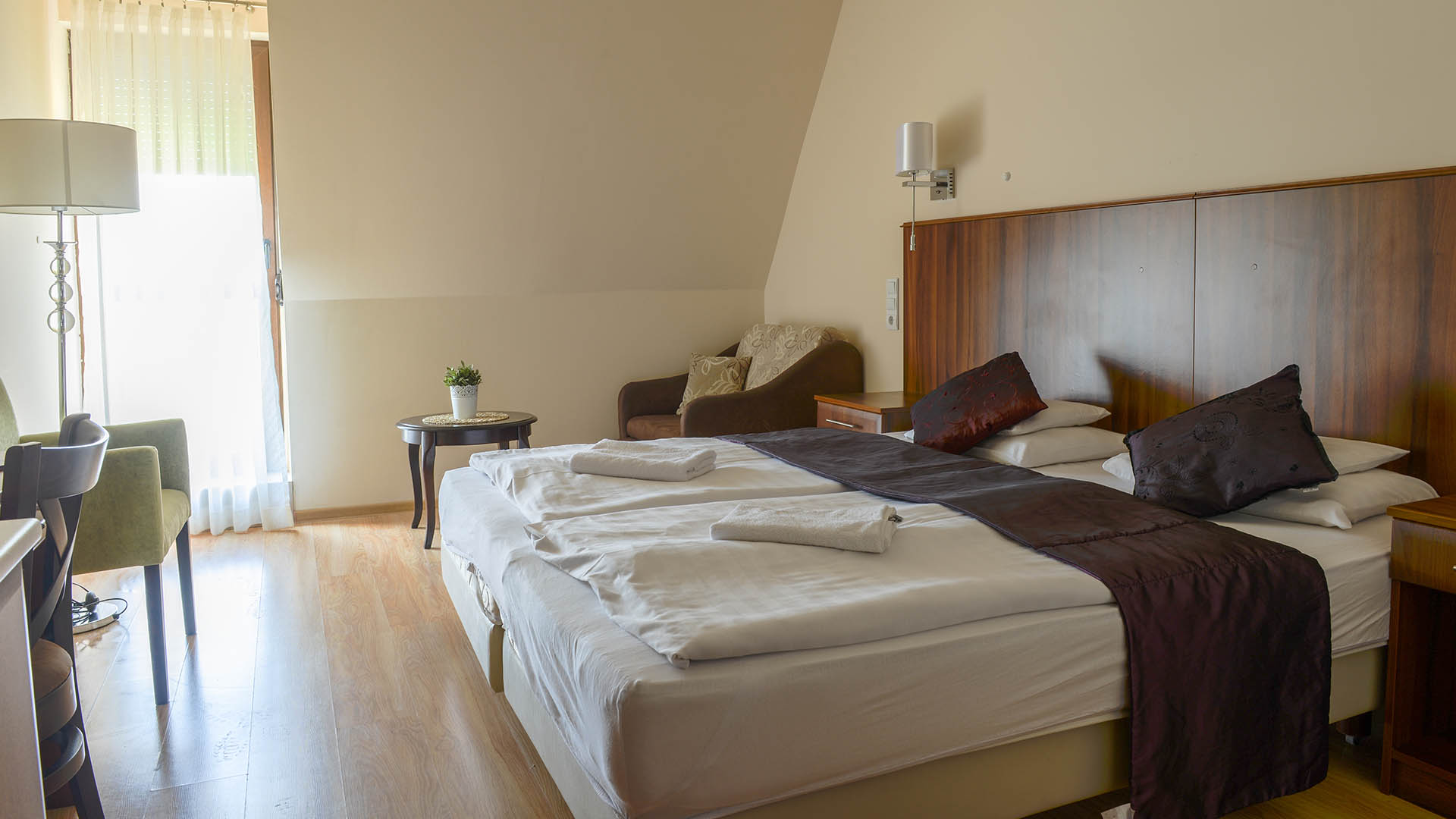 Petrény Standard Szoba